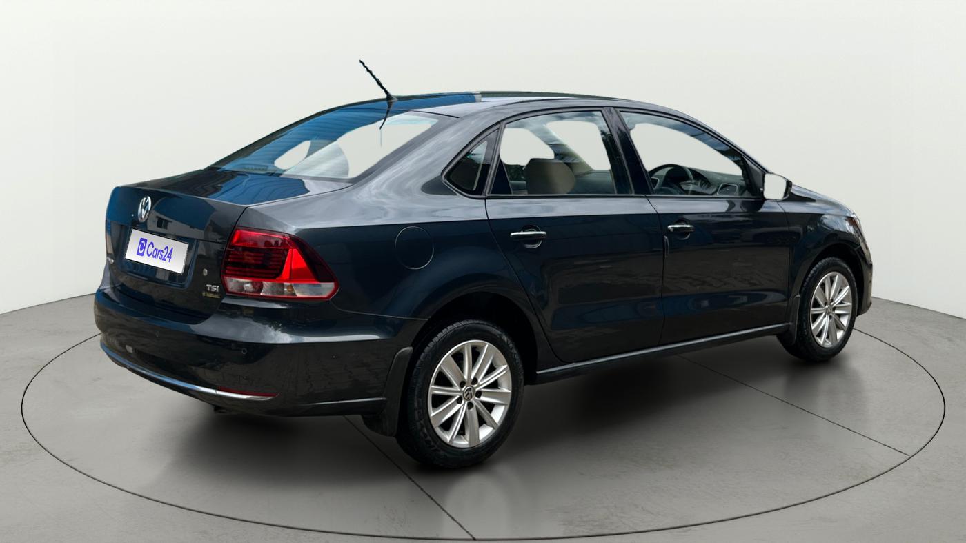 2016 Volkswagen Vento HIGHLINE PETROL AT, Petrol, Automatic, 25,550 km, Right Back Diagonal