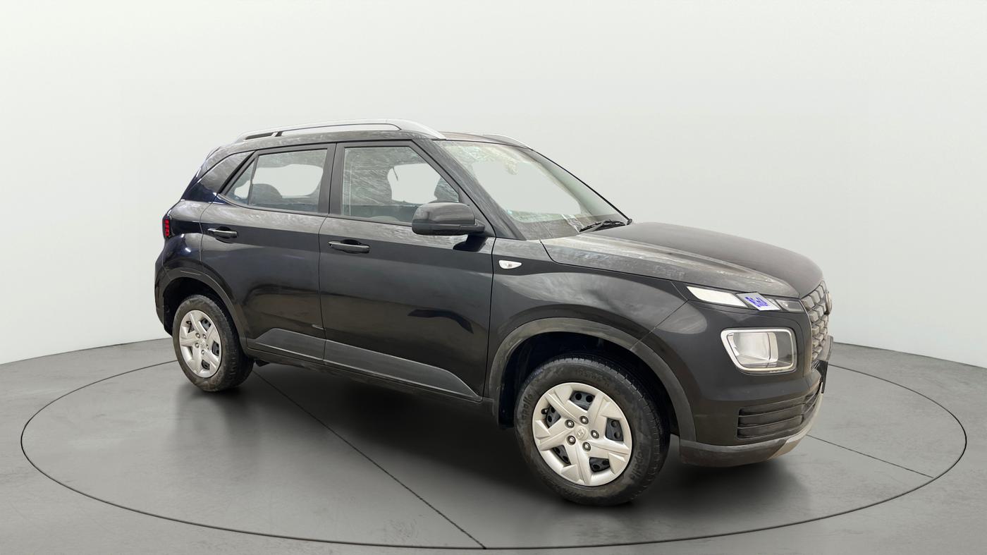 2022 Hyundai VENUE S 1.2, Petrol, Manual, 32,325 km, Right Front Diagonal