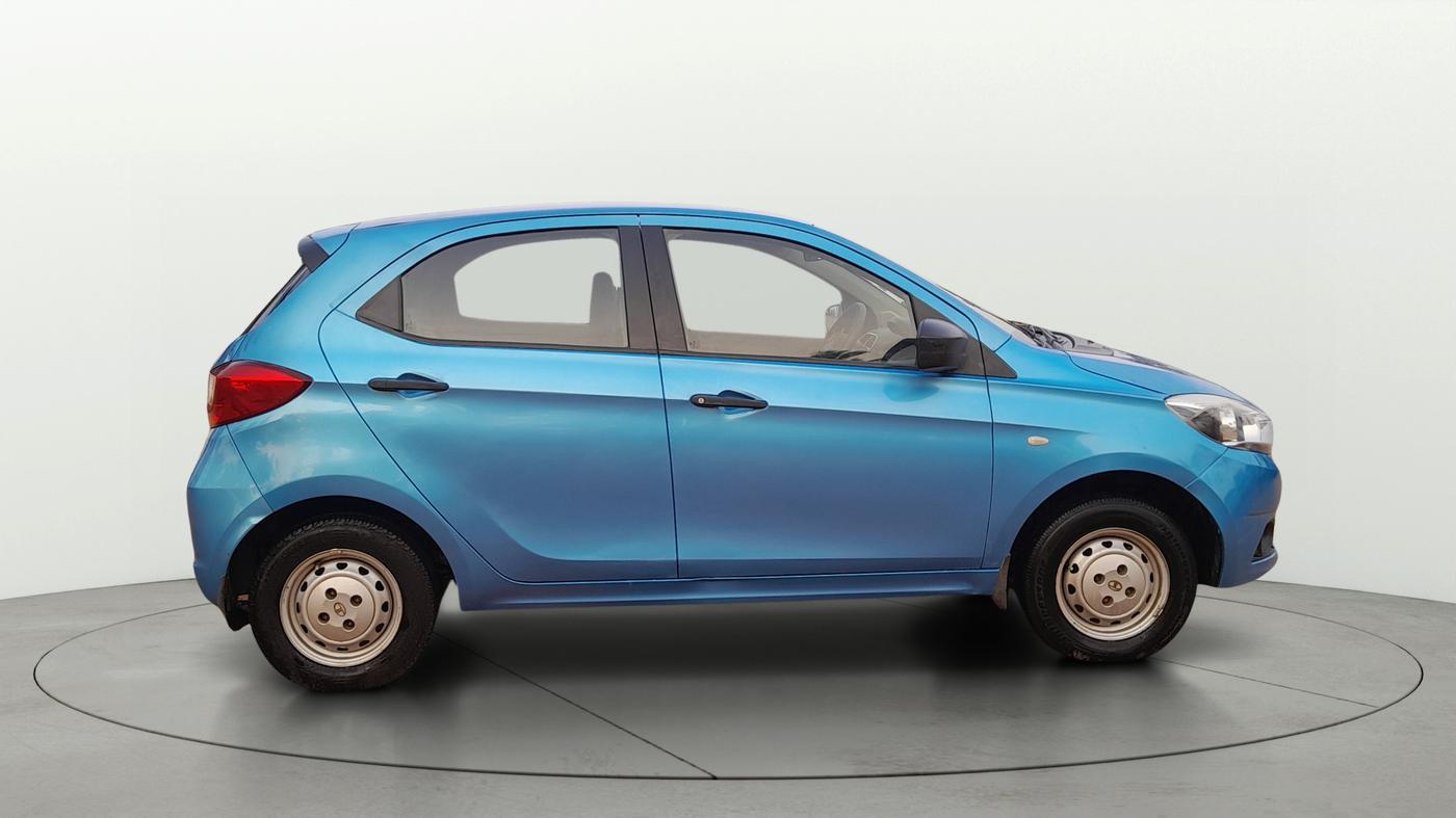 2016 Tata Tiago XM PETROL, Petrol, Manual, 64,168 km, Right Side View
