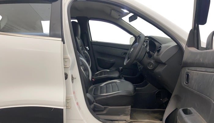 2016 Renault Kwid RXT 0.8, CNG, Manual, 84,648 km, Right Side Front Door Cabin