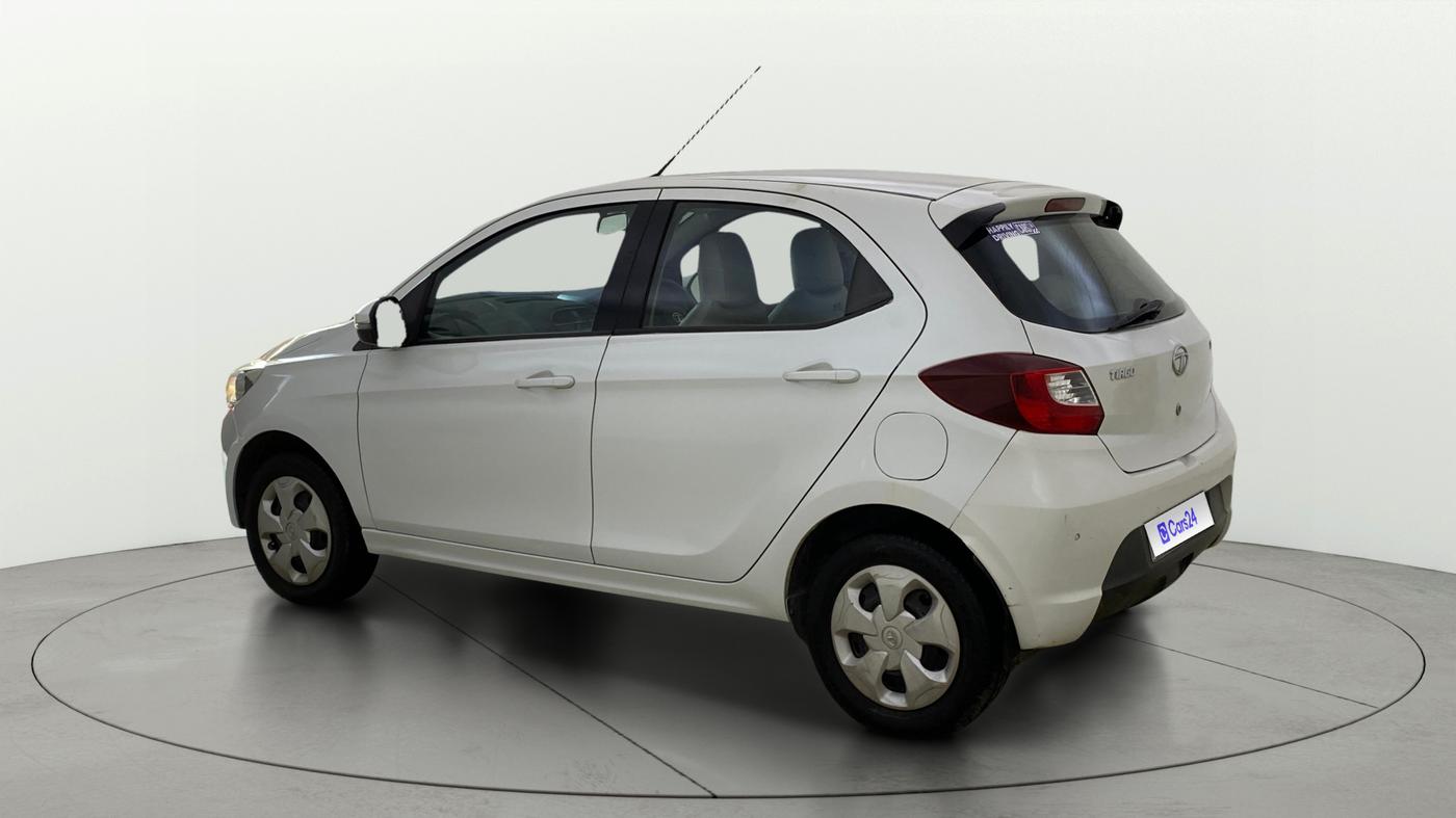 2016 Tata Tiago XZ PETROL, Petrol, Manual, 39,439 km, Left Back Diagonal