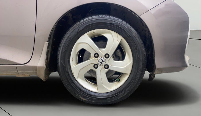 2016 Honda City 1.5L I-VTEC VX CVT, Petrol, Automatic, 1,29,335 km, Right Front Wheel