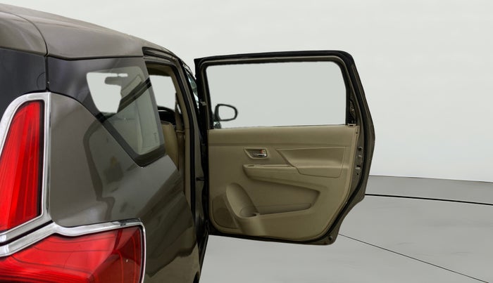 2019 Maruti Ertiga VXI CNG, CNG, Manual, 83,662 km, RHS Rear Door