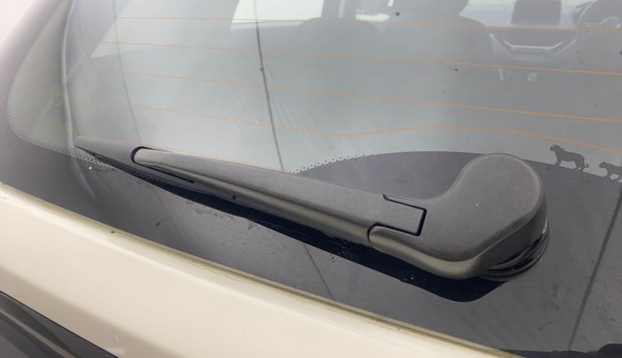 2019 Tata NEXON XZA PLUS DIESEL, Diesel, Automatic, 96,837 km, Rear Wiper