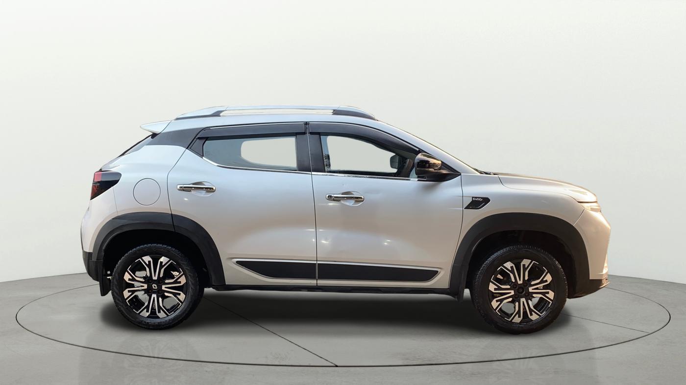 2022 Renault Kiger RXT (O) MT, CNG, Manual, 70,240 km, Right Side View