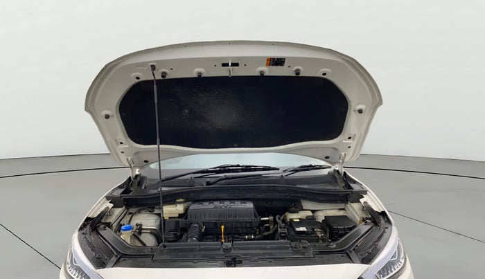 2024 MG ASTOR Sprint 1.5 MT (Ivory), Petrol, Manual, 7,186 km, Open Bonet