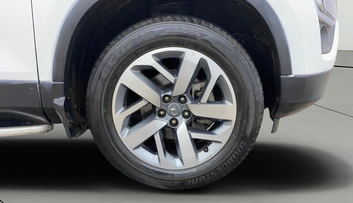 2023 Tata Safari XZ PLUS, Diesel, Manual, 46,577 km, Right Front Wheel