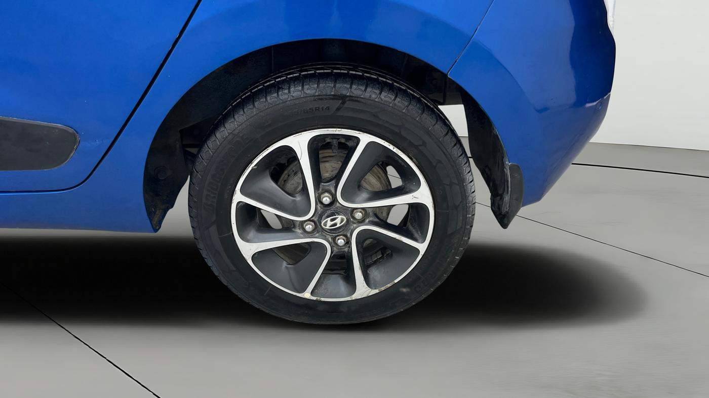 2018 Hyundai Grand i10 SPORTZ AT 1.2 KAPPA VTVT, Petrol, Automatic, 61,935 km, Left Rear Wheel