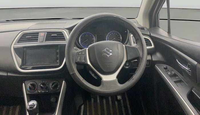 2015 Maruti S Cross ZETA 1.6, Diesel, Manual, 1,00,554 km, Steering Wheel Close Up