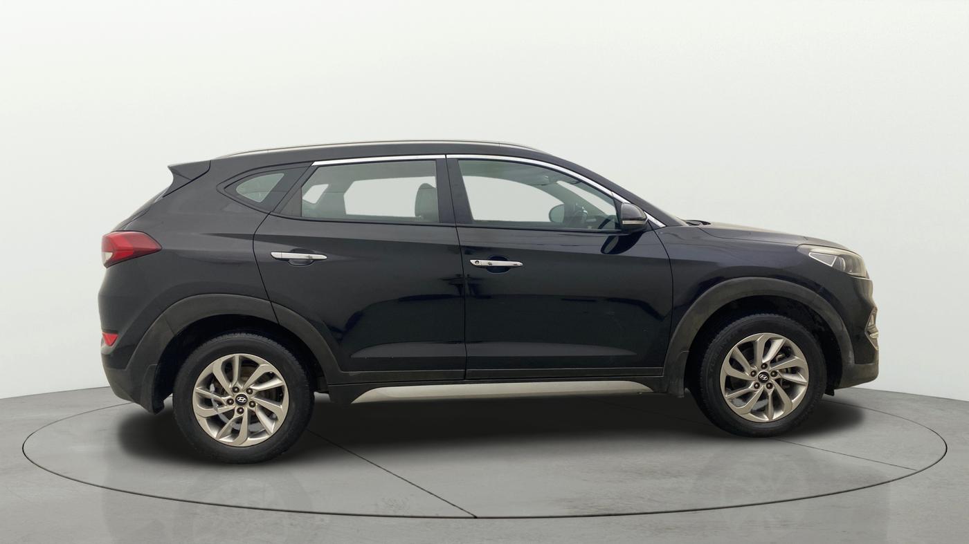 2017 Hyundai Tucson 2WD MT PETROL, Petrol, Manual, 1,03,161 km, Right Side View