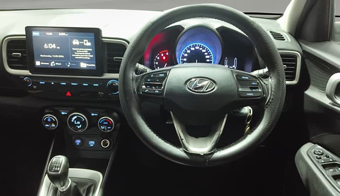 2020 Hyundai VENUE SX 1.4 CRDI, Diesel, Manual, 1,41,823 km, Steering Wheel Close Up