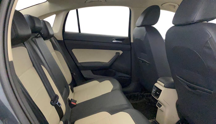 2022 Skoda SLAVIA STYLE 1.5L TSI MT, Petrol, Manual, 41,251 km, Right Side Rear Door Cabin