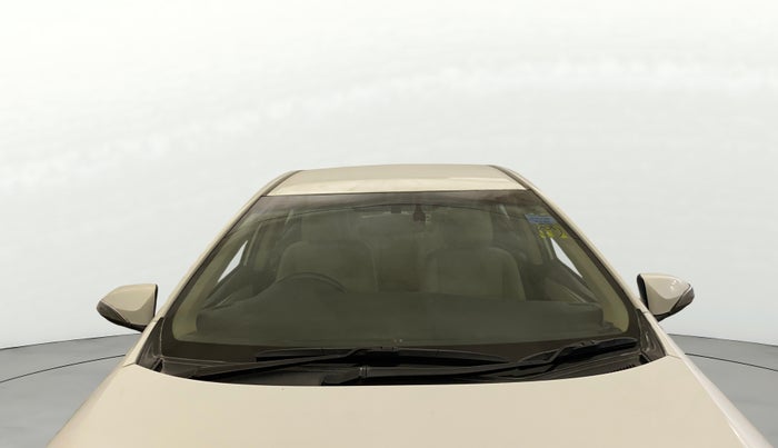 2015 Toyota Corolla Altis VL CVT PETROL, Petrol, Automatic, 1,12,439 km, Front Windshield