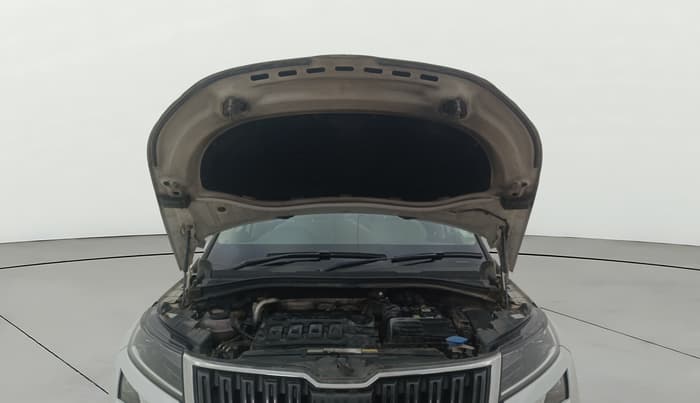 2017 Skoda Kodiaq STYLE 2.0 TDI 4X4 AT, Diesel, Automatic, 1,00,397 km, Open Bonet