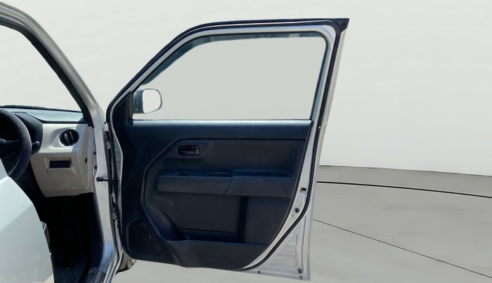 2021 Maruti New Wagon-R LXI (O) 1.0, Petrol, Manual, 15,874 km, RHS Front Door