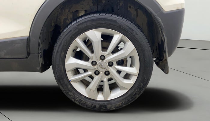 2021 Mahindra XUV300 W8 1.2 PETROL, Petrol, Manual, 62,330 km, Left Rear Wheel