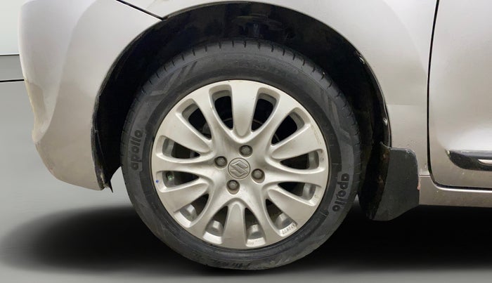 2015 Maruti Baleno ALPHA PETROL 1.2, Petrol, Manual, 65,468 km, Left Front Wheel