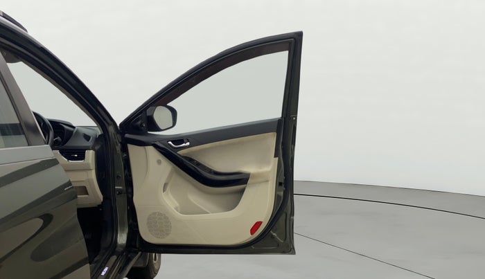 2021 Tata NEXON XZ PLUS (O) PETROL, Petrol, Manual, 54,072 km, RHS Front Door