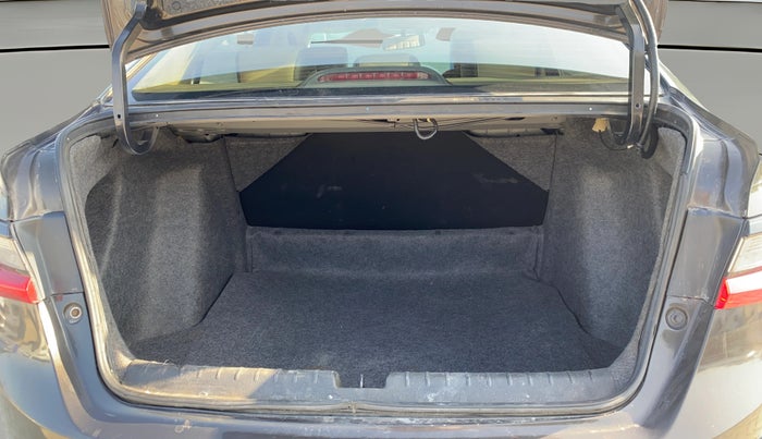 2022 Honda City 1.5L I-VTEC V MT 5TH GEN, Petrol, Manual, 55,349 km, Boot Open Zoomed View