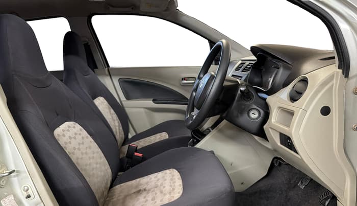 2015 Maruti Celerio VXI CNG, CNG, Manual, 1,21,660 km, Right Side Front Door Cabin