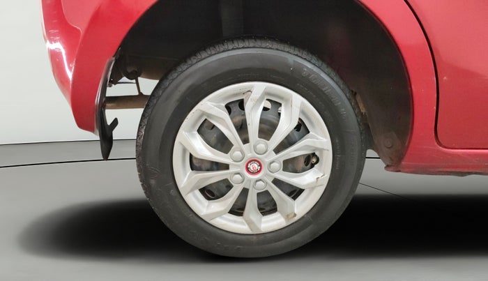 2014 Datsun Go T, Petrol, Manual, 56,582 km, Right Rear Wheel