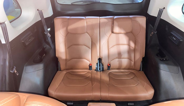 2020 MG HECTOR PLUS SHARP 1.5 PETROL TURBO HYBRID MT 6-STR, Petrol, Manual, 52,035 km, Third Seat Row ( optional )