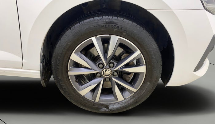 2022 Skoda SLAVIA STYLE 1.5L TSI DSG, Petrol, Automatic, 44,103 km, Right Front Wheel