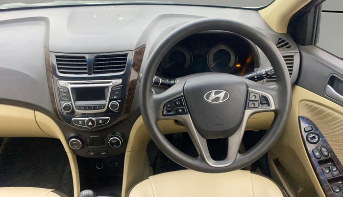 2015 Hyundai Verna FLUIDIC 4S1.6 VTVT SX O, Petrol, Manual, 70,607 km, Steering Wheel Close Up