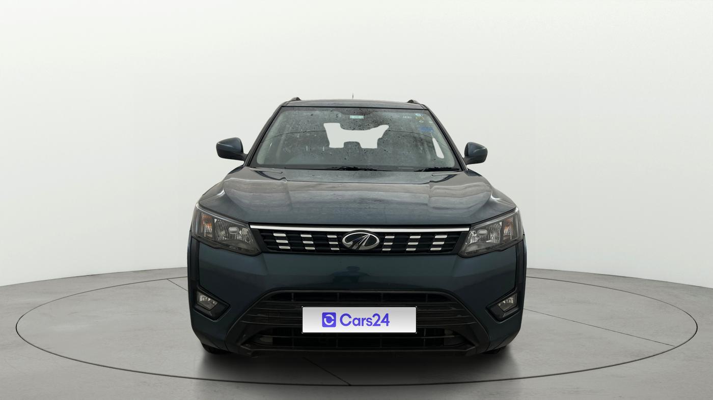 2021 Mahindra XUV300 W6 1.2 PETROL, Petrol, Manual, 54,459 km, Front