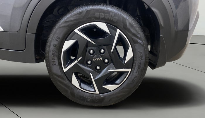 2025 KIA SONET HTK (O) 1.2 Petrol MT, Petrol, Manual, 30,406 km, Left Rear Wheel