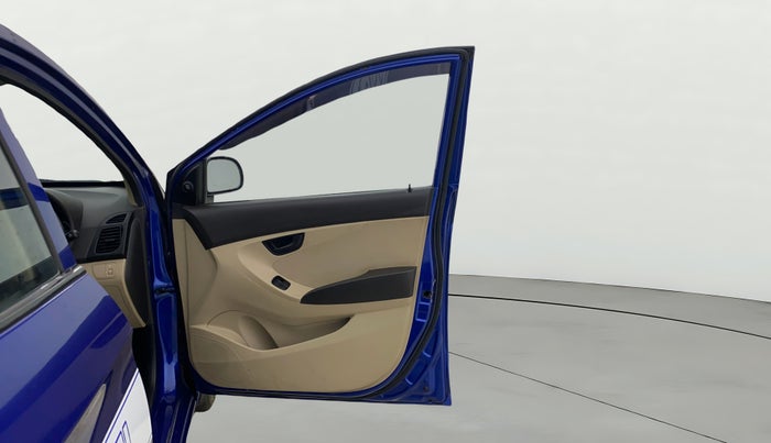 2016 Hyundai Eon MAGNA +, Petrol, Manual, 21,885 km, RHS Front Door