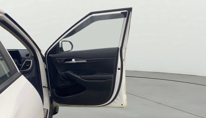 2021 KIA SELTOS HTK PLUS 1.5, Petrol, Manual, 21,130 km, RHS Front Door