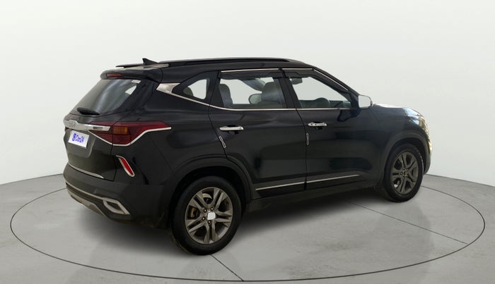 2023 KIA SELTOS HTX PETROL 1.5, Petrol, Manual, 42,332 km, Right Back Diagonal