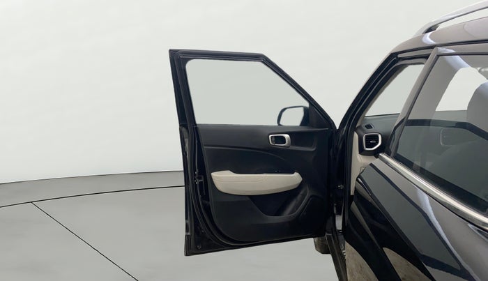 2023 Hyundai VENUE S 1.2, Petrol, Manual, 14,946 km, LHS Front Door