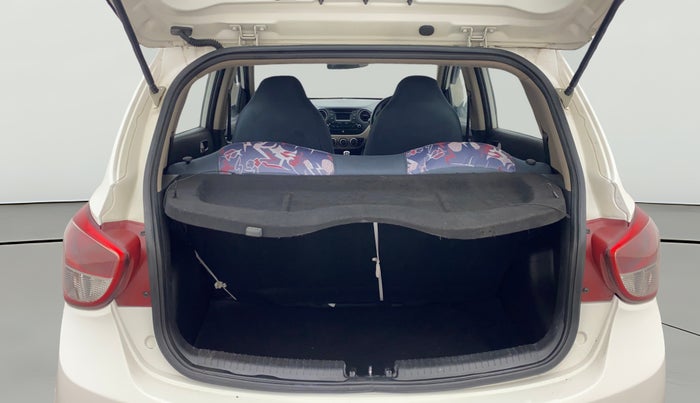 2015 Hyundai Grand i10 SPORTZ 1.2 KAPPA VTVT, Petrol, Manual, 71,440 km, Boot Open Zoomed View