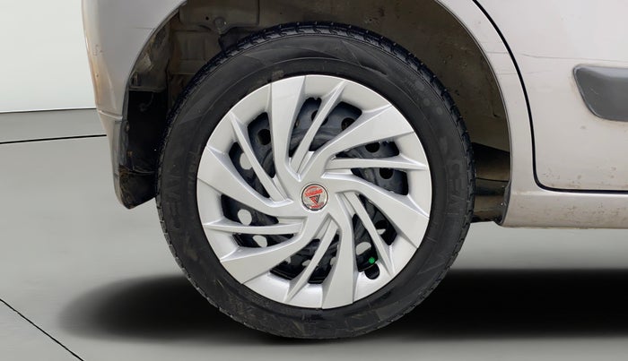 2014 Maruti Wagon R 1.0 VXI, CNG, Manual, 54,691 km, Right Rear Wheel