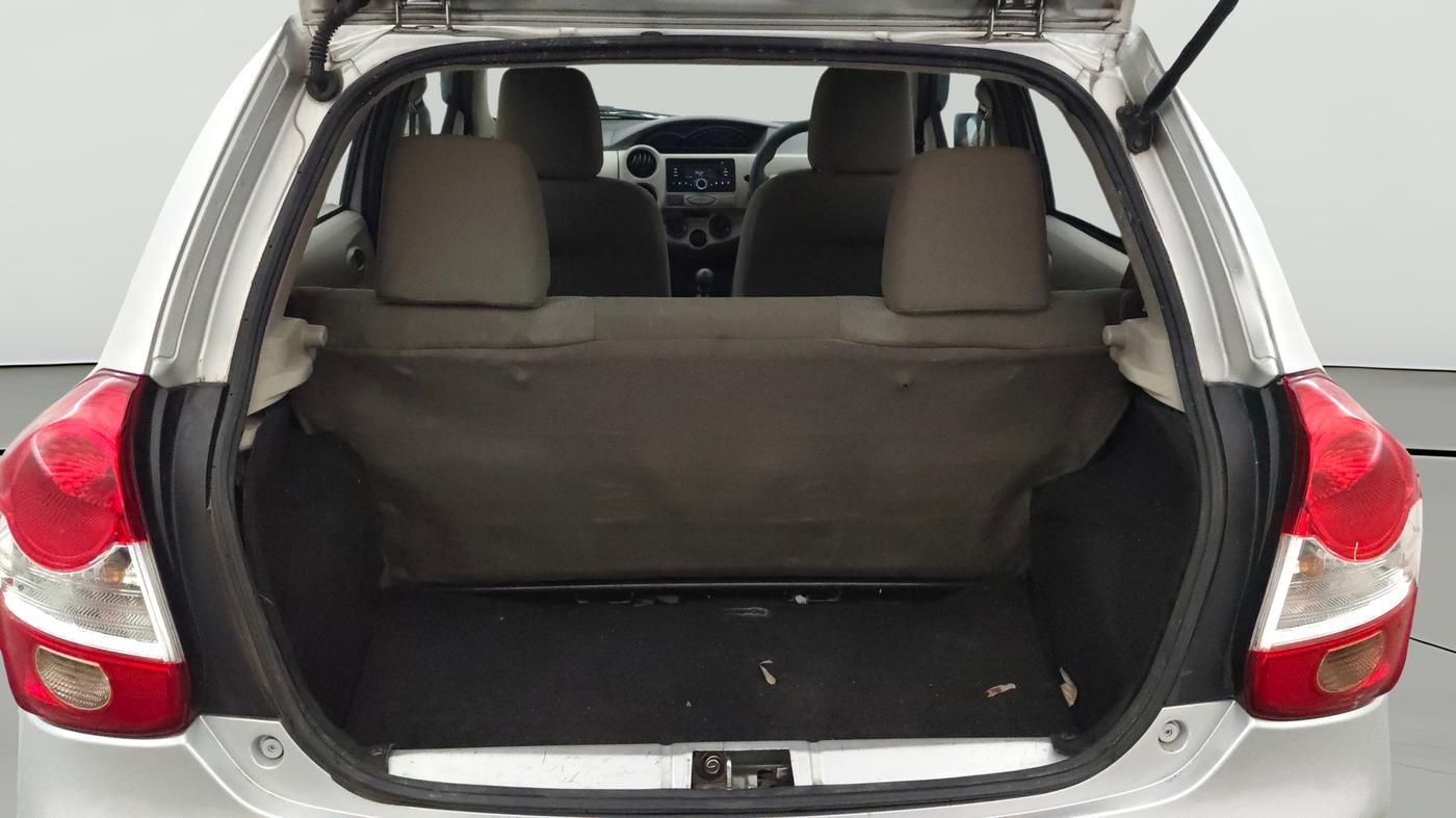 2015 Toyota Etios Liva GD, Diesel, Manual, 1,30,548 km, Boot Open Zoomed View