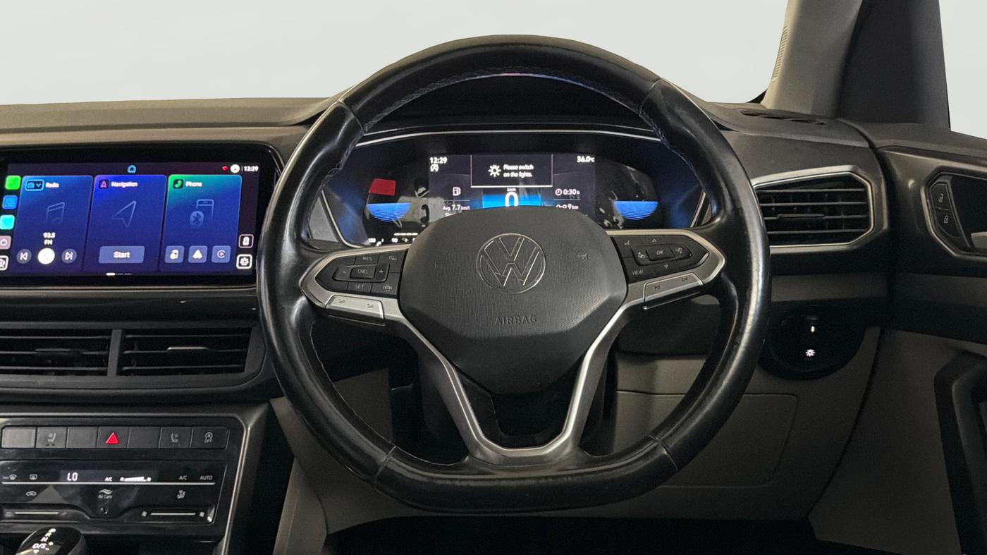 2022 Volkswagen TAIGUN TOPLINE 1.0 TSI AT, Petrol, Automatic, 89,372 km, Steering Wheel Close Up