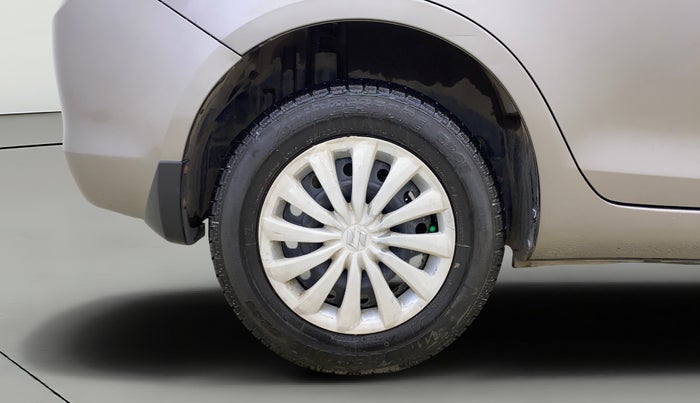2015 Maruti Swift Dzire VXI, Petrol, Manual, 72,166 km, Right Rear Wheel