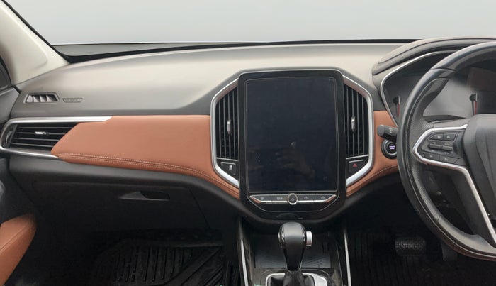 2022 MG HECTOR PLUS SHARP 1.5 PETROL TURBO CVT 6-STR, Petrol, Automatic, 57,086 km, Air Conditioner