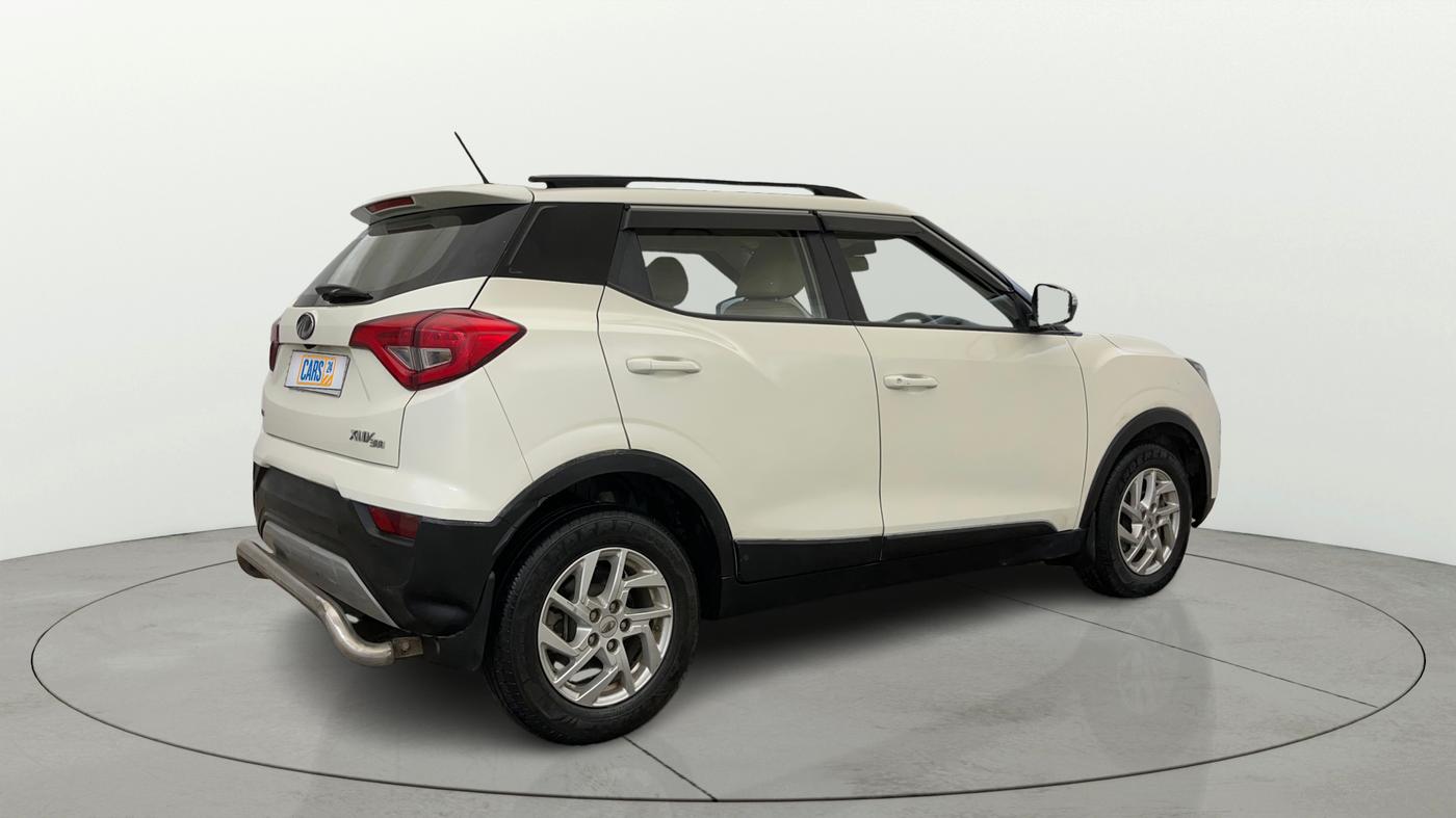 2022 Mahindra XUV300 W8 1.2 PETROL, Petrol, Manual, 45,891 km, Right Back Diagonal