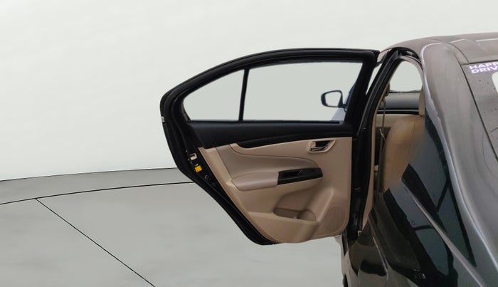 2017 Maruti Ciaz ZETA DIESEL 1.3, Diesel, Manual, 1,11,198 km, LHS Rear Door