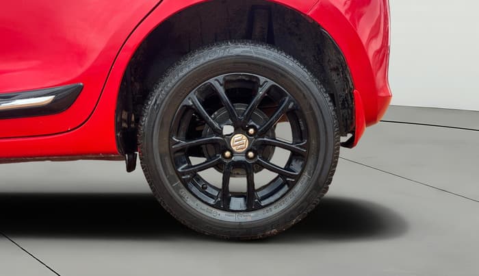2023 Maruti Swift ZXI, Petrol, Manual, 69,796 km, Left Rear Wheel