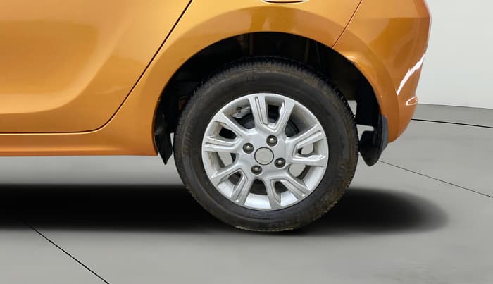 2017 Tata Tiago XZ PETROL, Petrol, Manual, 15,822 km, Left Rear Wheel
