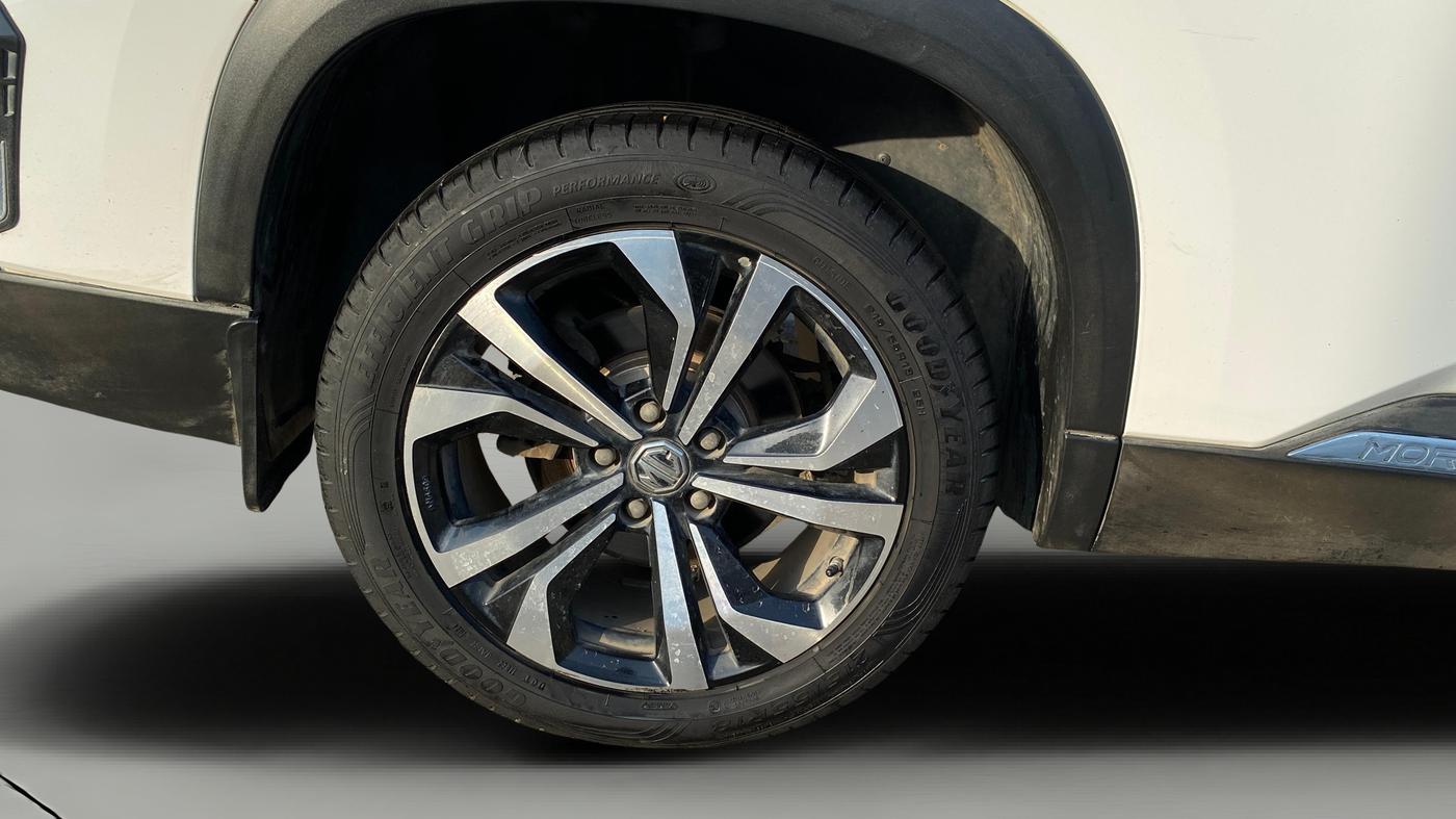 2023 MG HECTOR SHARP PRO 1.5 PETROL TURBO CVT PETROL, Petrol, Automatic, 54,666 km, Right Rear Wheel