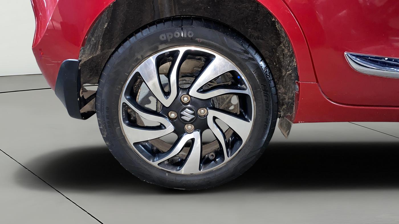 2022 Maruti Baleno ZETA PETROL 1.2, Petrol, Manual, 31,201 km, Right Rear Wheel