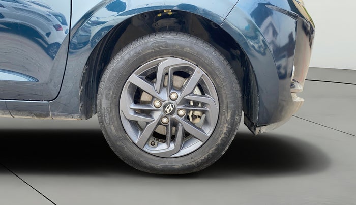 2022 Hyundai GRAND I10 NIOS SPORTZ AMT 1.2 KAPPA VTVT, Petrol, Automatic, 32,948 km, Right Front Wheel