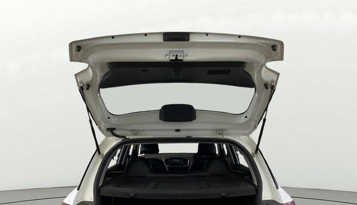 2019 Hyundai VENUE S 1.2, Petrol, Manual, 62,933 km, Boot Door Open