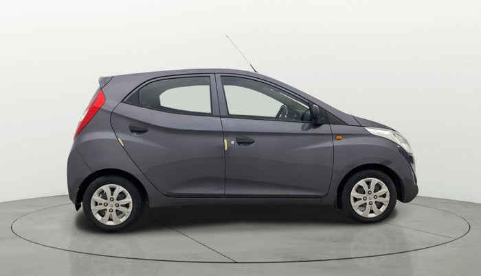 2017 Hyundai Eon MAGNA +, Petrol, Manual, 20,836 km, Right Side View