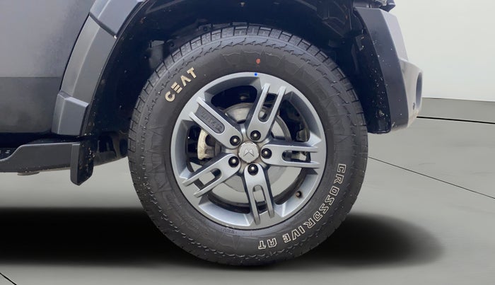 2023 Mahindra Thar LX D HT 2WD MT, Diesel, Manual, 8,725 km, Right Front Wheel